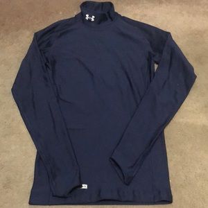 UNDER ARMOR turtleneck